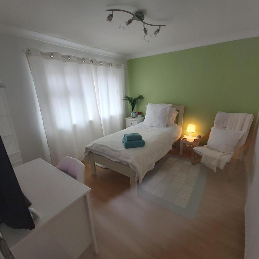 White House Apartment Sheffield Bagian luar foto